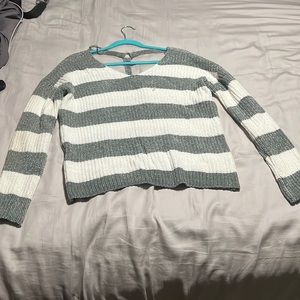 Women’s polyester sweater